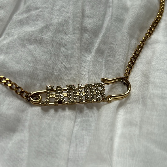 j’adior gold safety pin with silver rhinestone embellished choker necklace - Picture 1 of 2